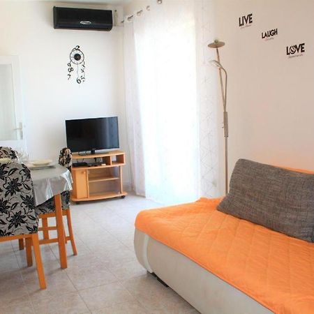 Apartment Nana 普利莫顿 外观 照片